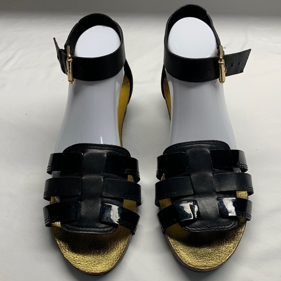 Vince Camuto Lora Leather Ankle Strap Sculpted Heel Sandals Size 10 Black - Picture 2 of 14